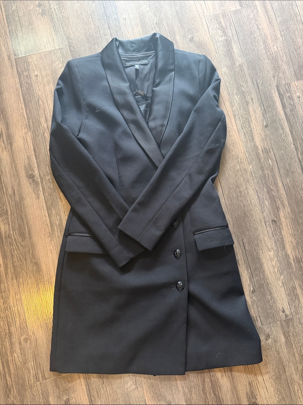 White House Black Market Black Long Sleeve Tailored aTuxedo Dress- size 8